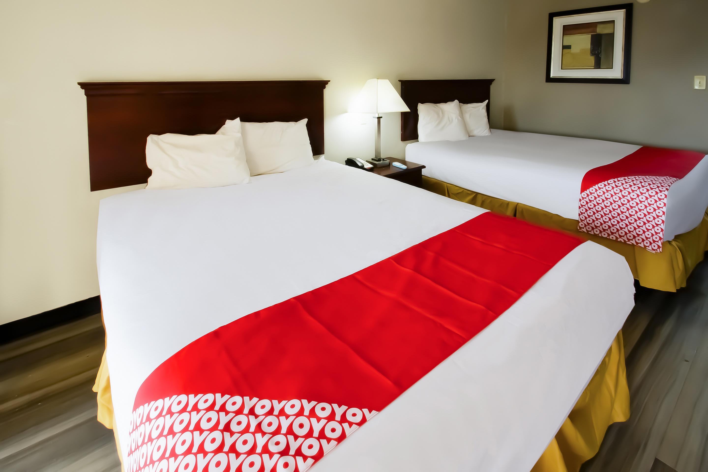 Baymont Inn & Suites Chocowinity/Washington Екстер'єр фото
