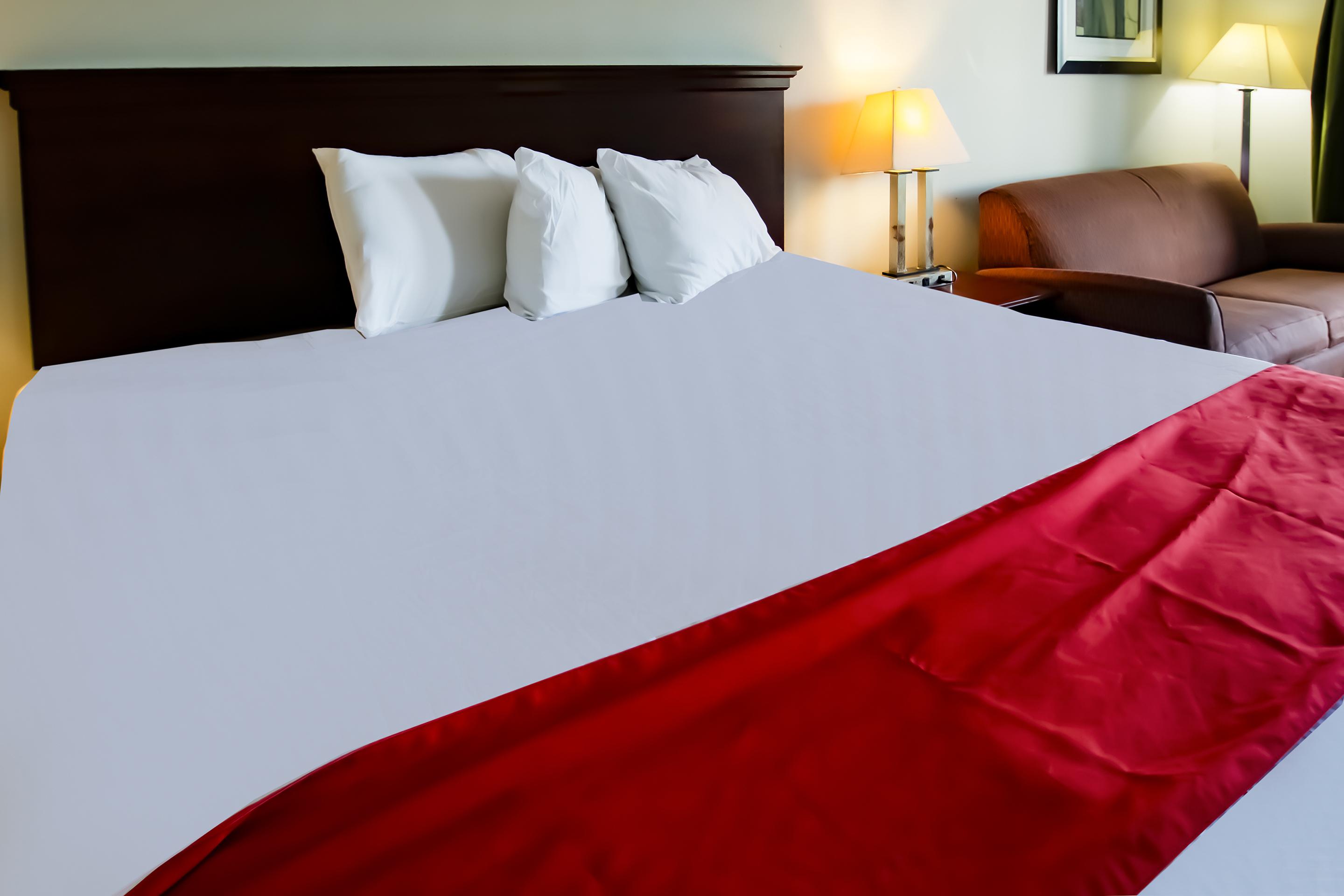 Baymont Inn & Suites Chocowinity/Washington Екстер'єр фото
