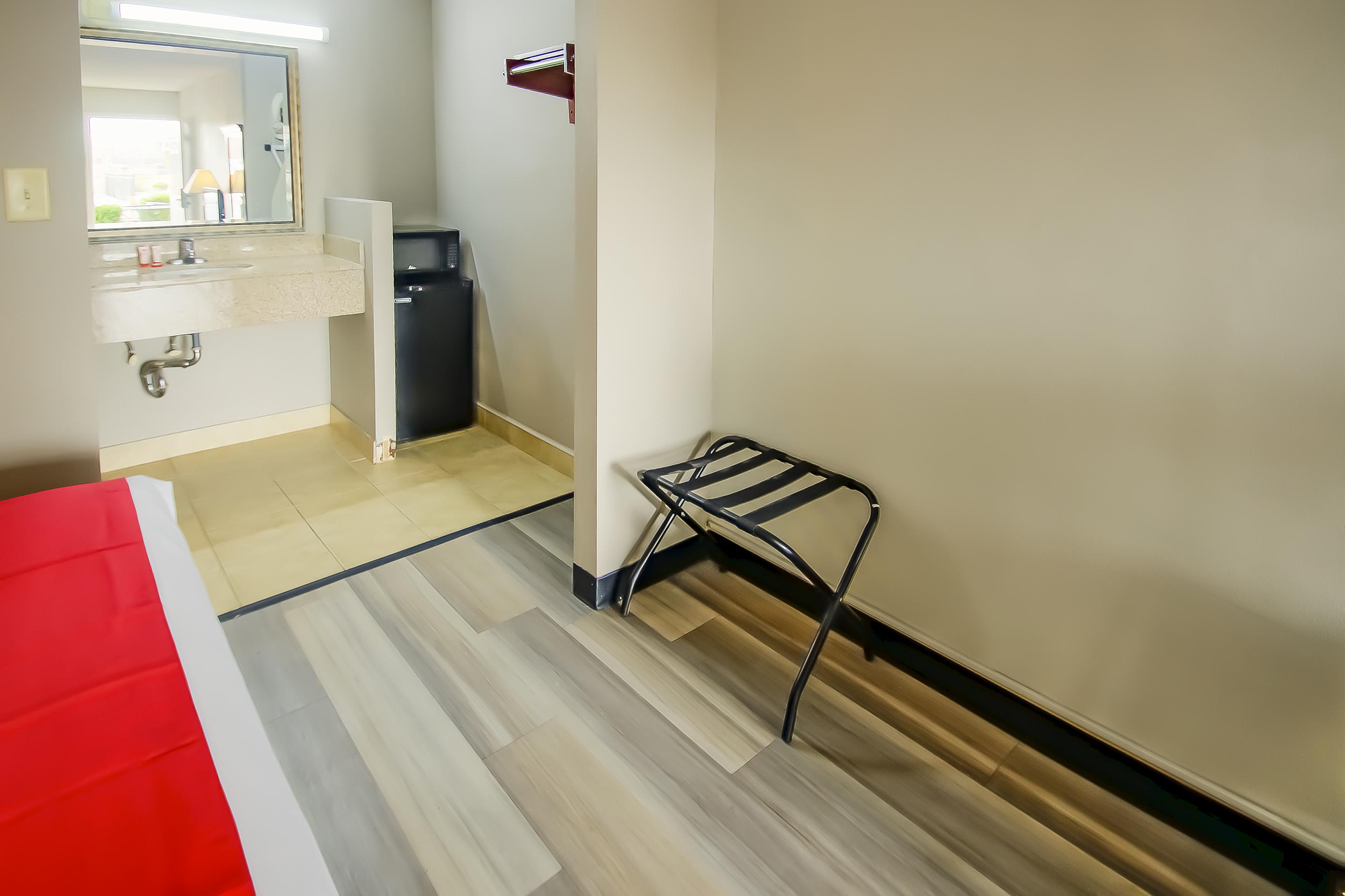 Baymont Inn & Suites Chocowinity/Washington Екстер'єр фото