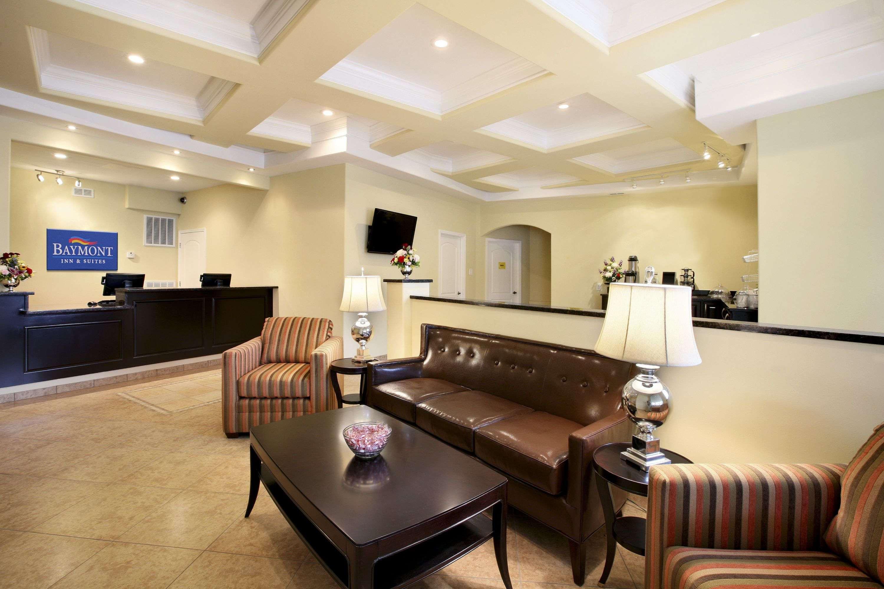 Baymont Inn & Suites Chocowinity/Washington Екстер'єр фото