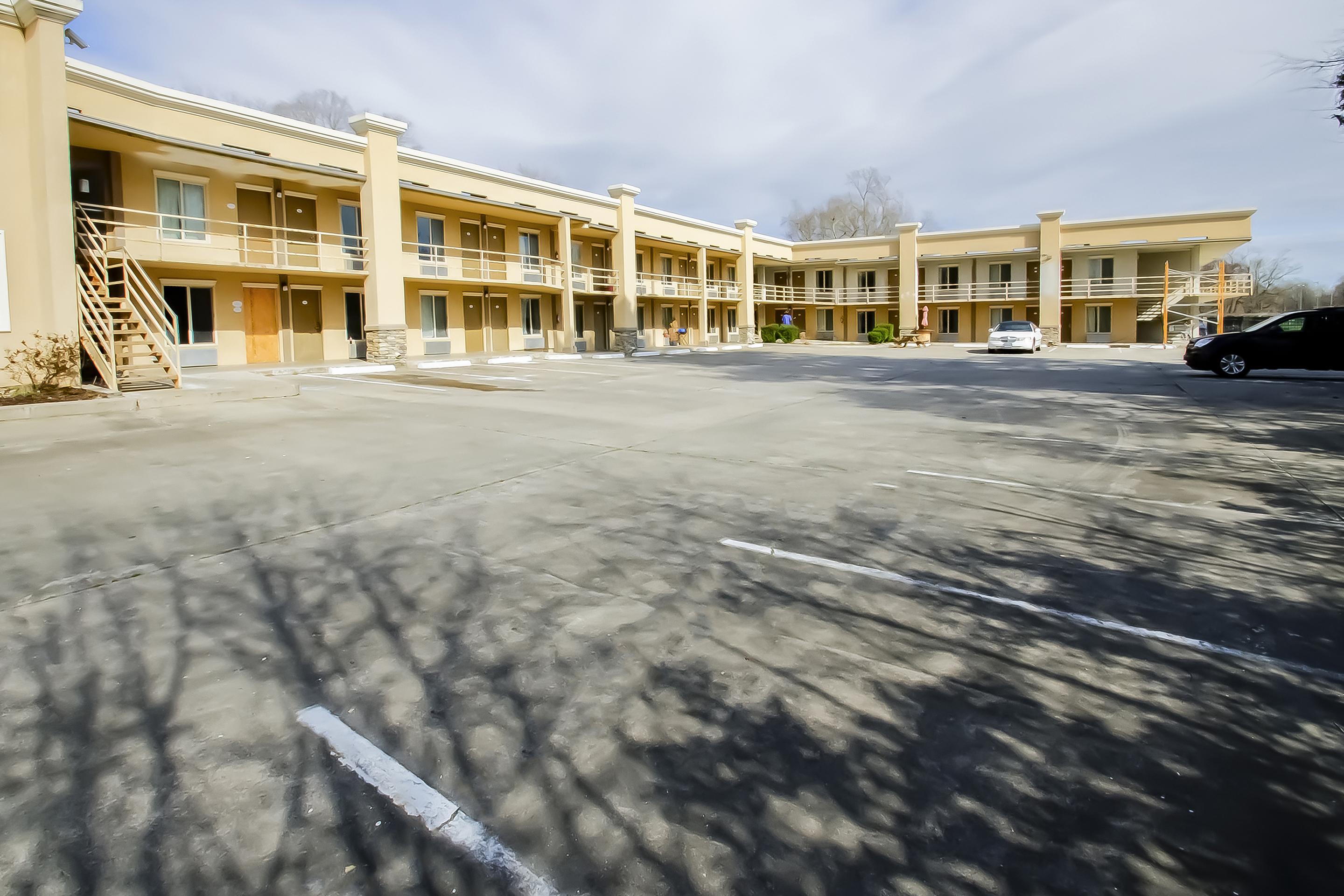 Baymont Inn & Suites Chocowinity/Washington Екстер'єр фото